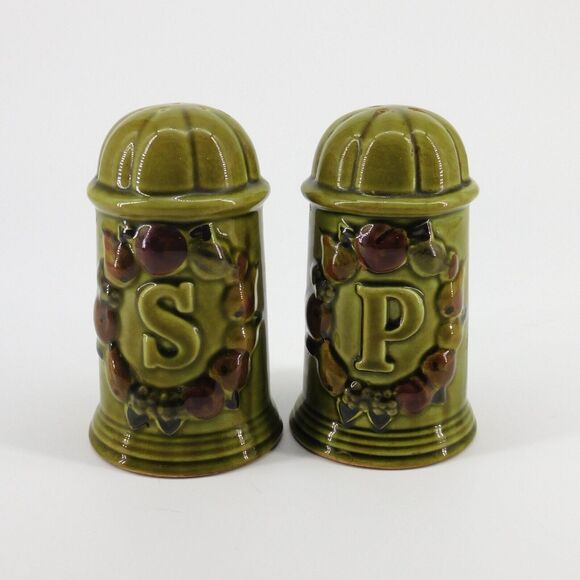 Vintage Ceramic Green Salt Pepper Shaker Set MCM Retro - Picture 1 of 5
